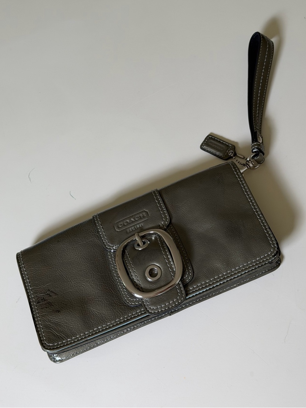 Y2K Coach Metallic Gray / Hunter Green Leather Wristlet with Buckle Detail